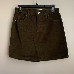 Old Navy Women’s Size 0 High Rise Corduroy Mini Skirt